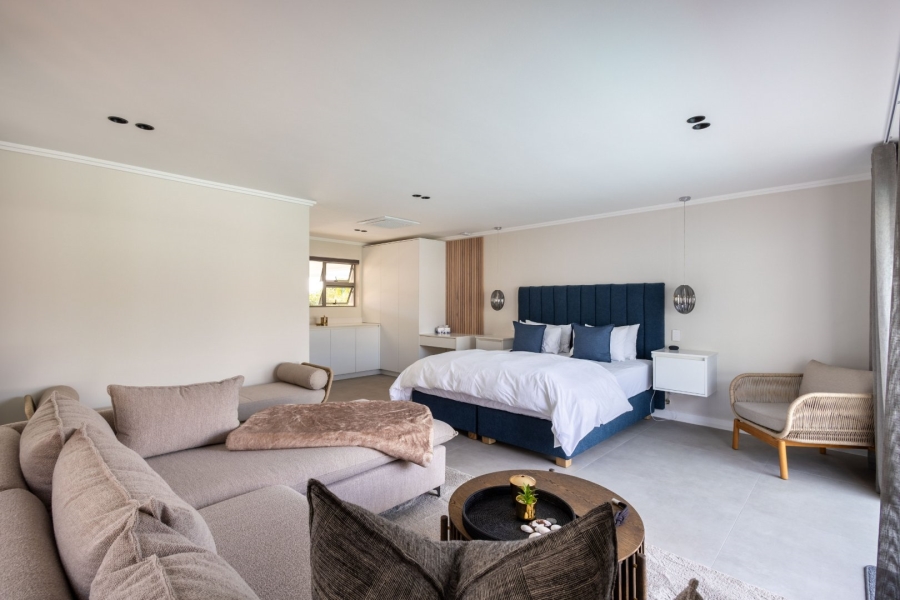 6 Bedroom Property for Sale in Cutty Sark Western Cape